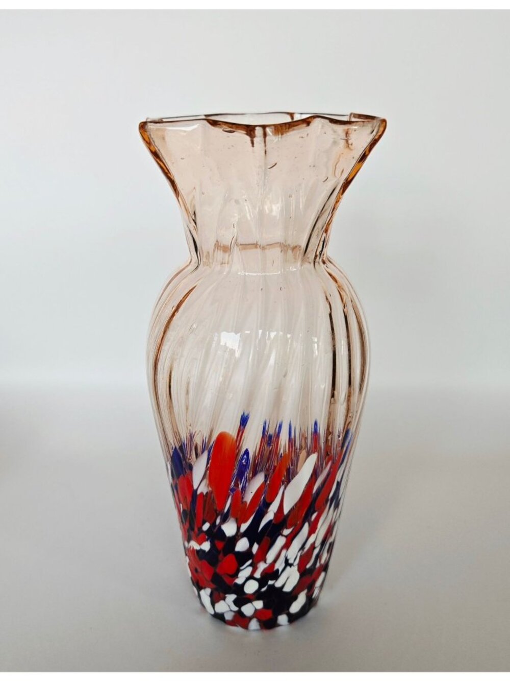 Czech Steinwald Franz Pink Splatter Vase w/ Star Shaped Rim. Blue Red speckle De